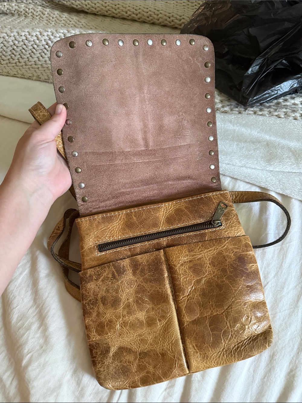 Patricia Nash Distressed Tan Brown Leather Studded Crossbody - Picture 2 of 3